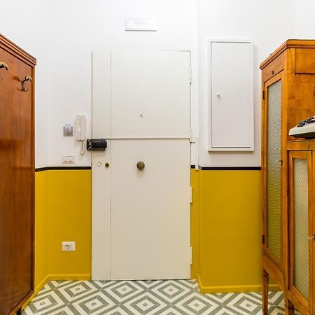 Piazza Municipio Apartments By Wonderful Italy نابولي المظهر الخارجي الصورة